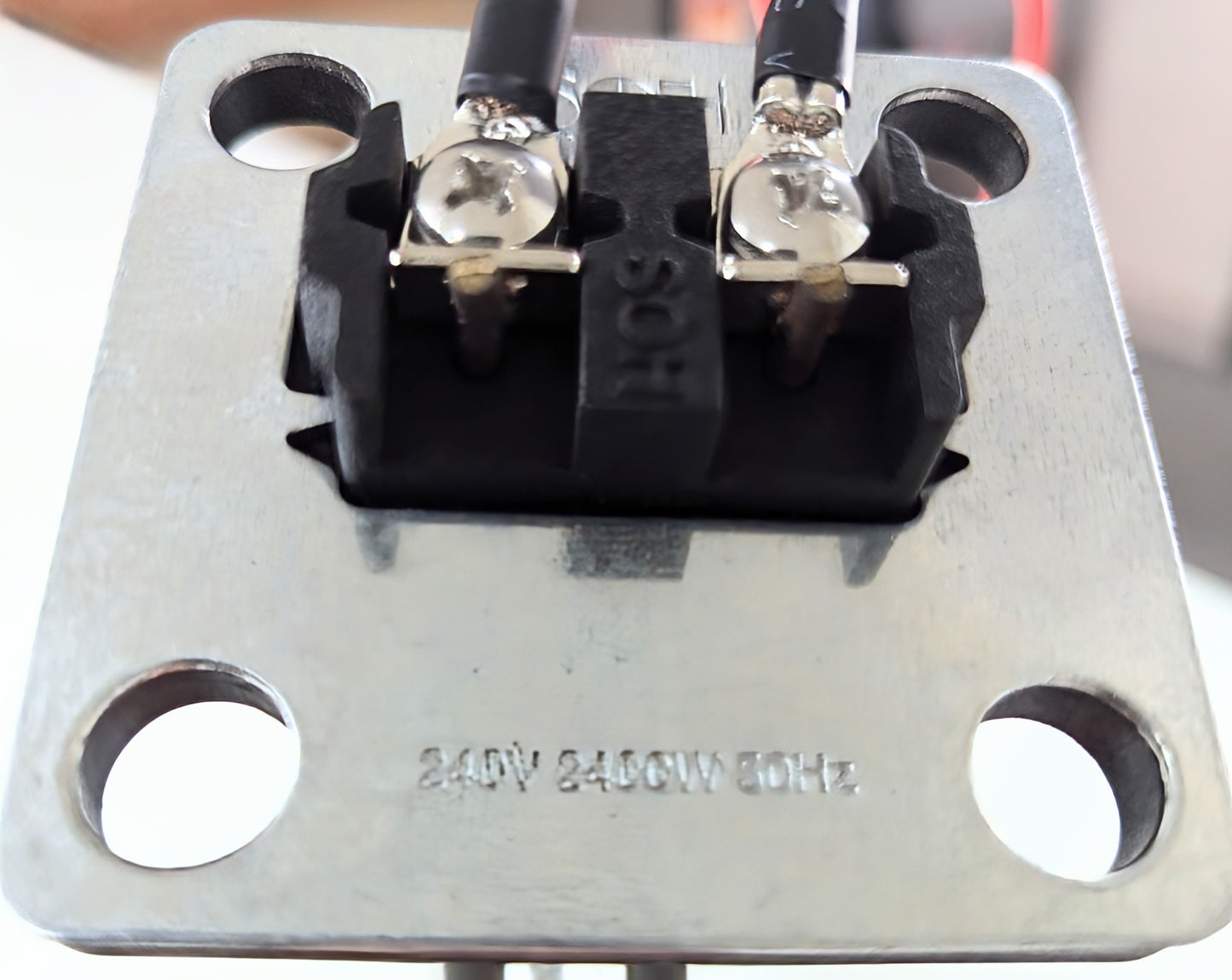 HWE-24IS